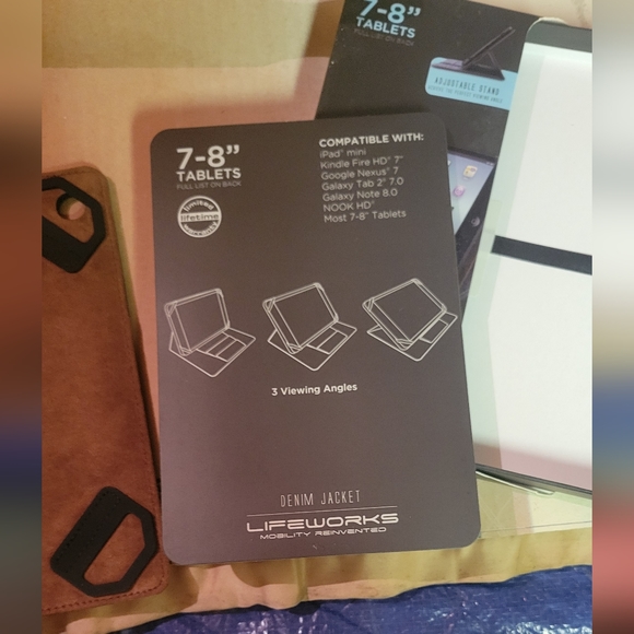 Lifeworks Denim Jacket Tablet Case and Stand | NIB NWT - Picture 4 of 7